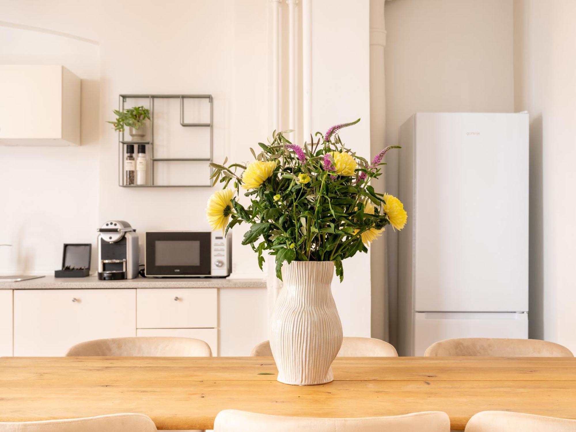 Sanders Noble - Fantastic 4-Bdr Apt In The Capital Copenhague Extérieur photo